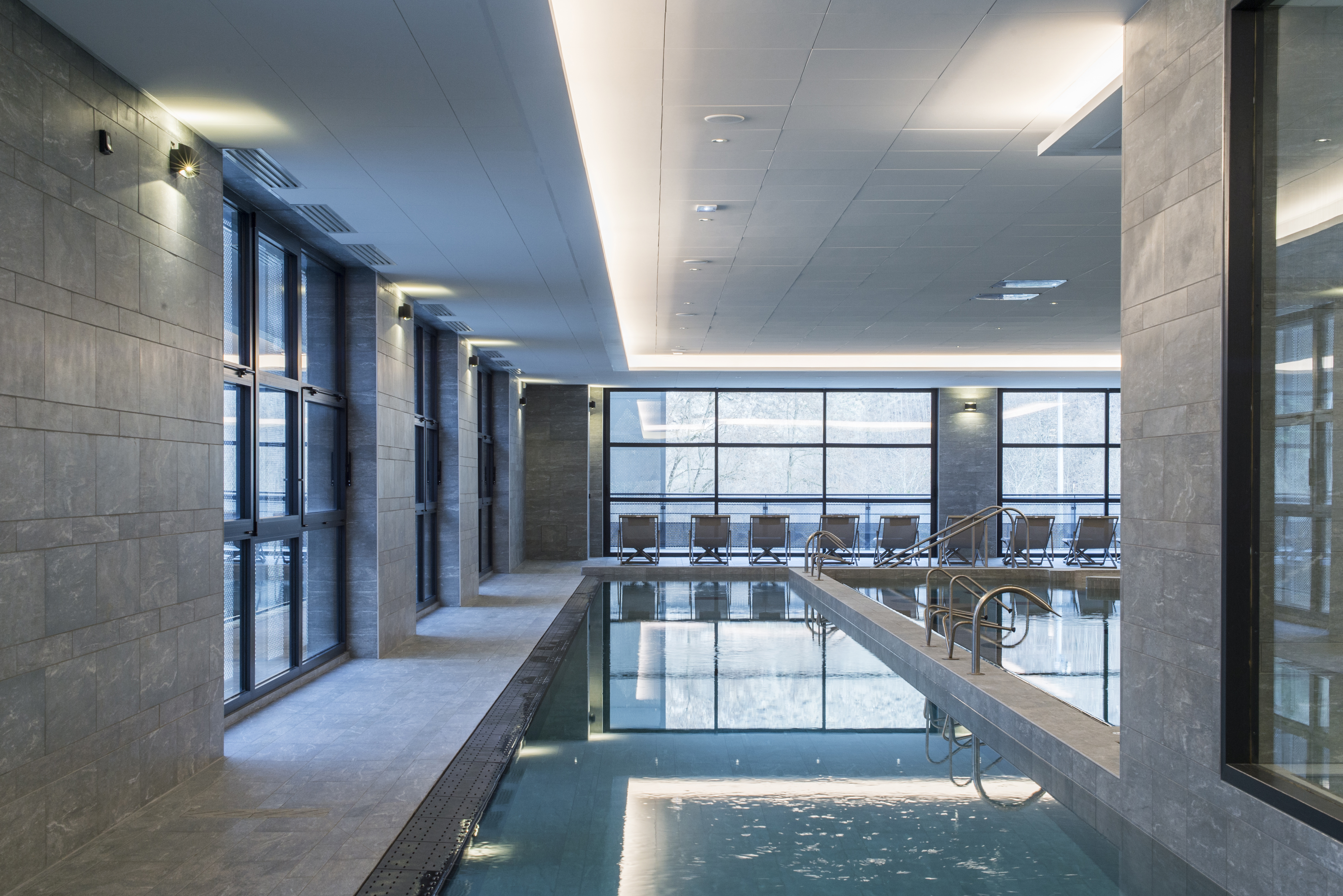 espace aquatique du Grand Spa Thermal de Brides-les-Bains espace aquatique du Grand Spa Thermal de Brides-les-Bains